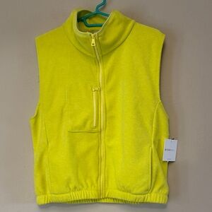 Women’s beyond yoga NWT neon fleece Vest size L